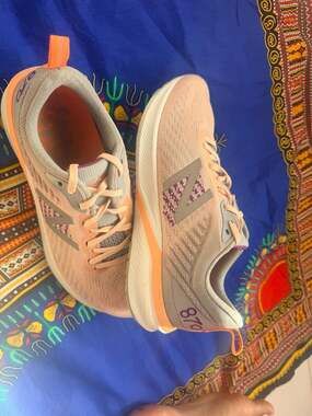 New Balance 870 Running Shoes Peach Grey